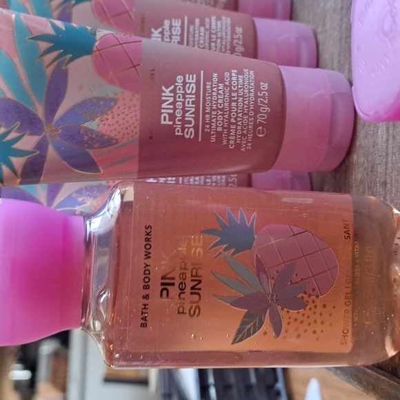 Pink Pineapple Sunrise BBW Travel - Picture 3 of 3